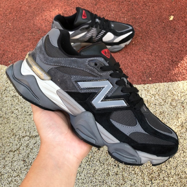 New Balance 9060 [X. 1]